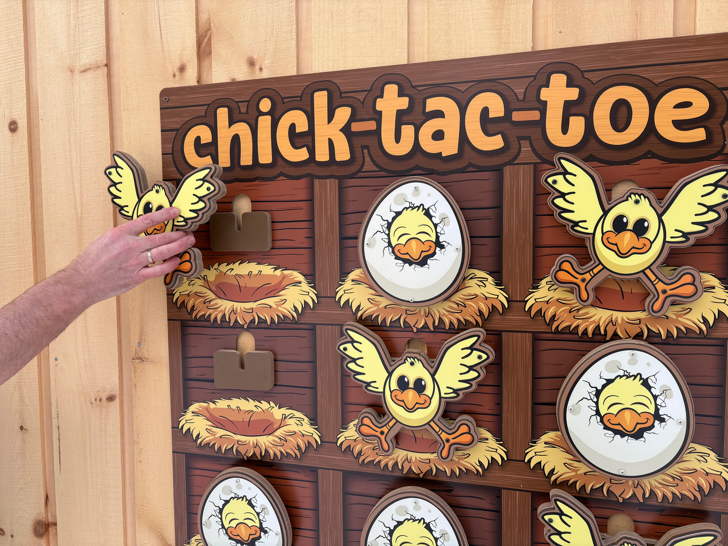 Chick-Tac-Toe (Wall mounted)